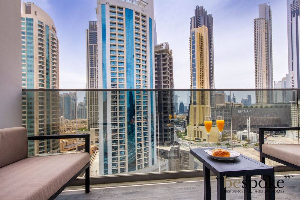 Mag318 by Bespoke Holiday Homes - Luxurious Studio Apartments City Studio, 1 Queen Bed 4