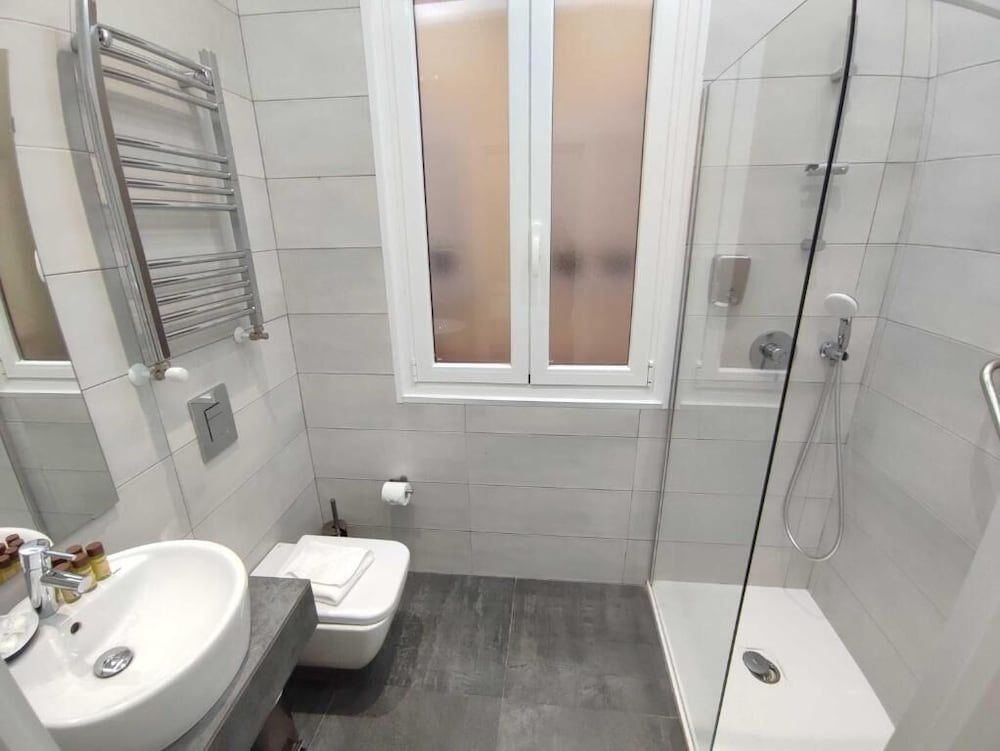Hostal Manuela by gaiarooms City Triple Room 5