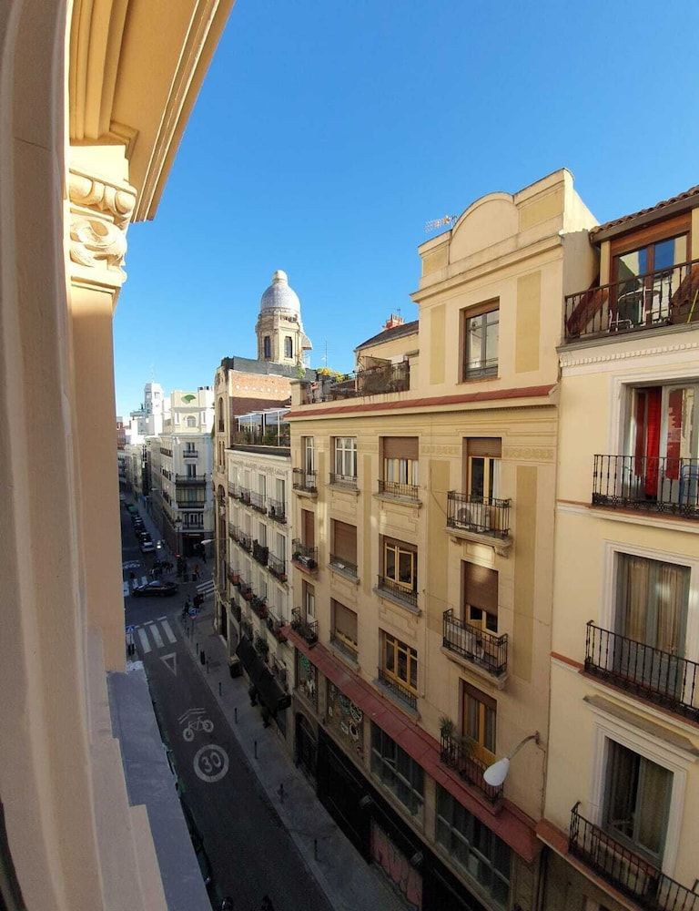 Hostal Manuela by gaiarooms City Triple Room 2