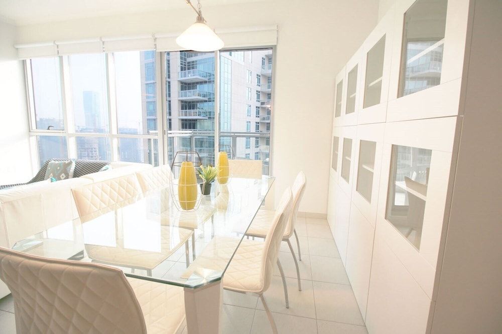 undefined R&H Burj Residences 9