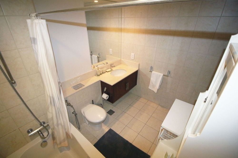 R&H Burj Residences Apartment, 1 Bedroom 10