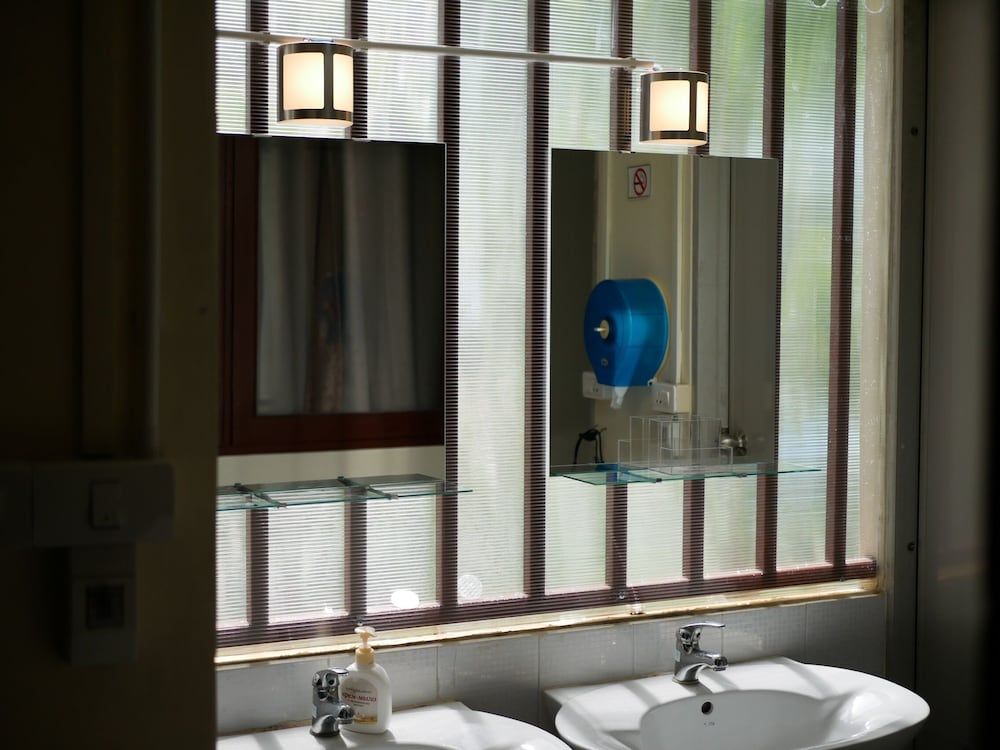 Bed Dee Time Hostel Economy Single Room 9