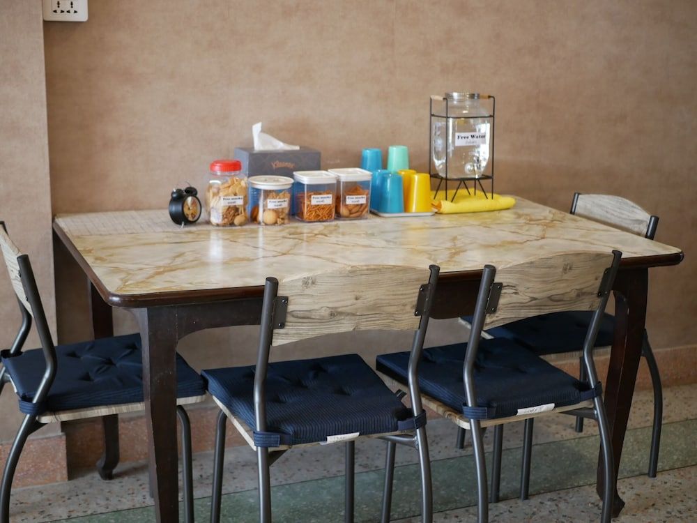 undefined Bed Dee Time Hostel 6