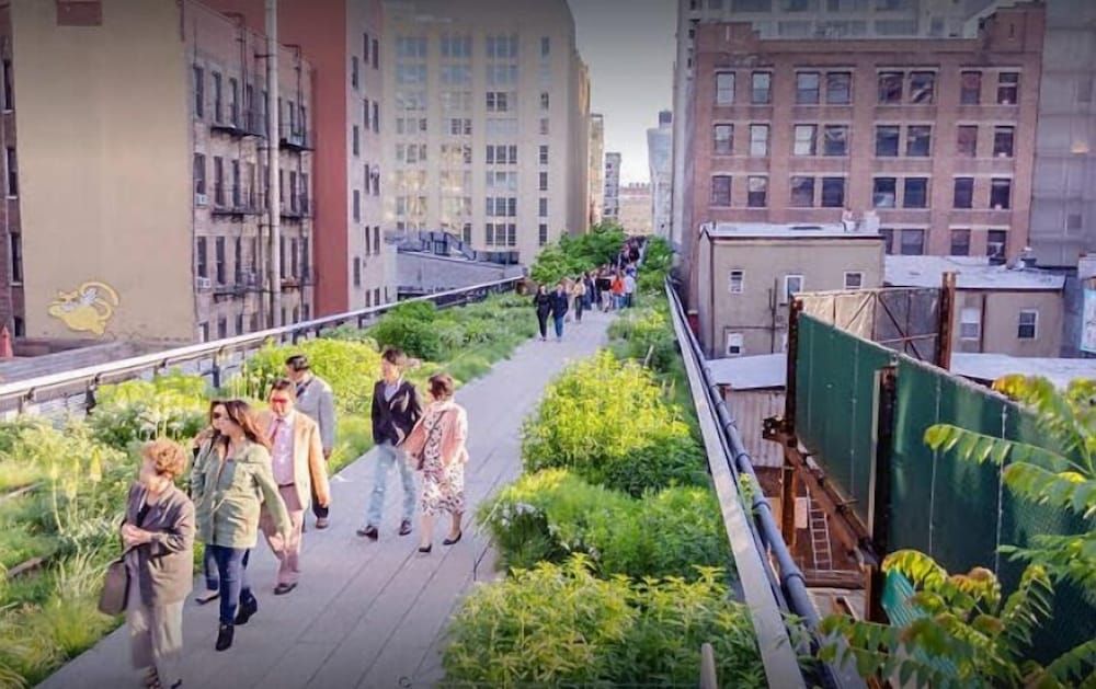 undefined Perfectly Located near Restaurants, Shops, & Sites 4