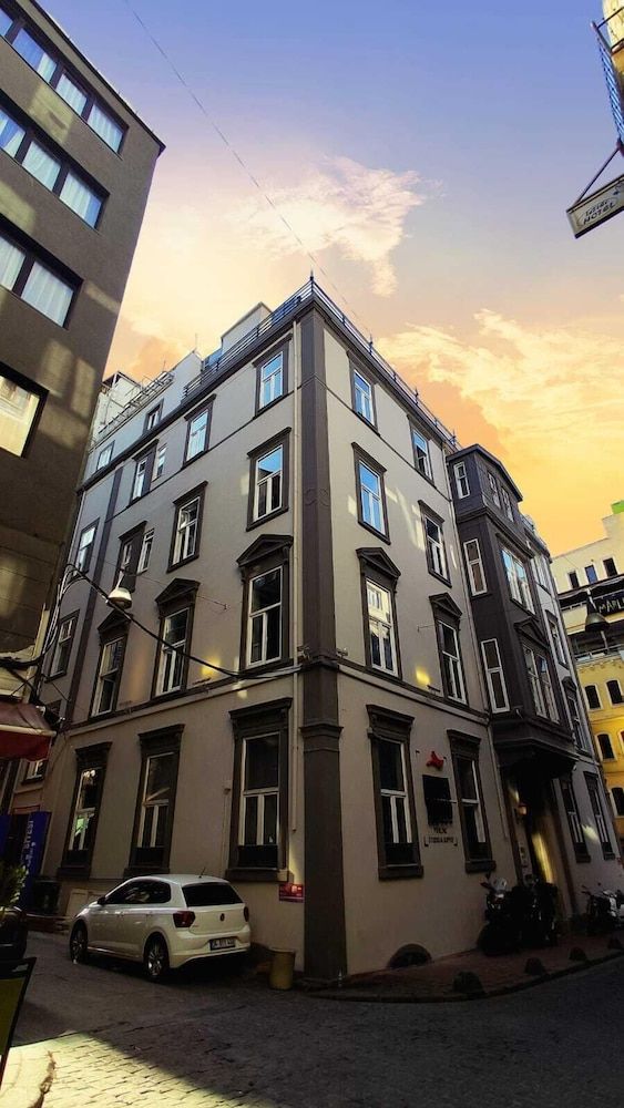 undefined The Independent Hotel Taksim 5
