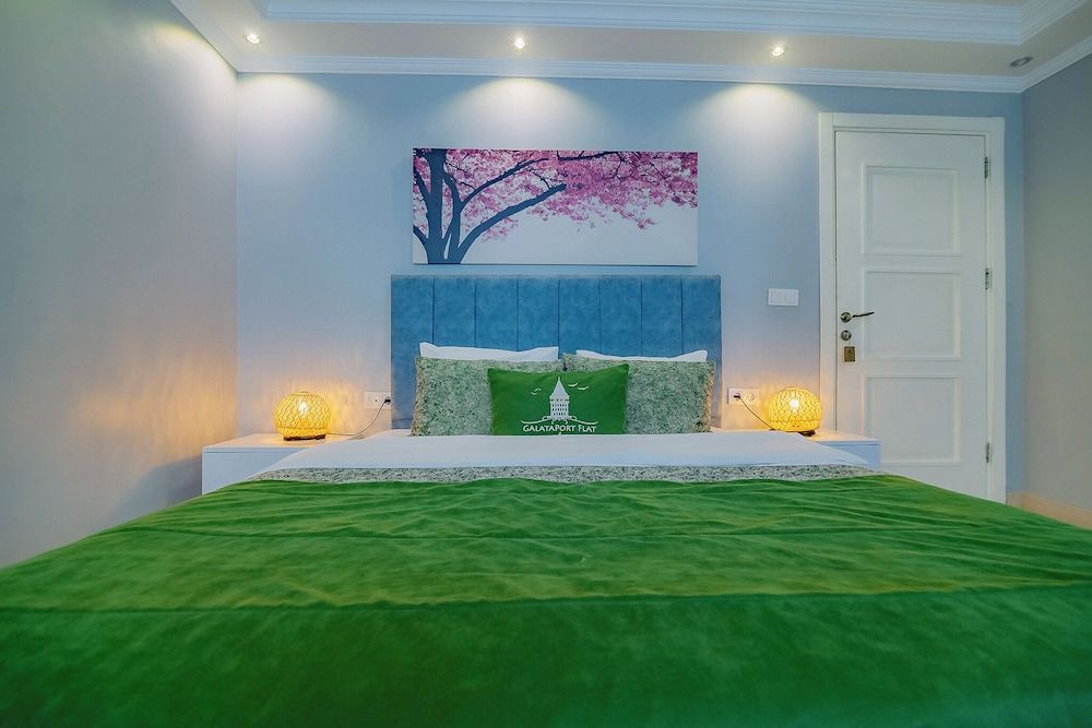 undefined Galata Nil Suite 7