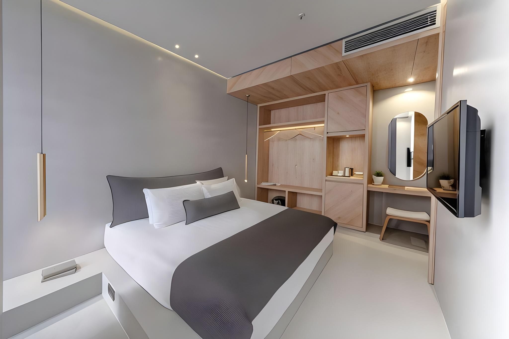 Suite with City View