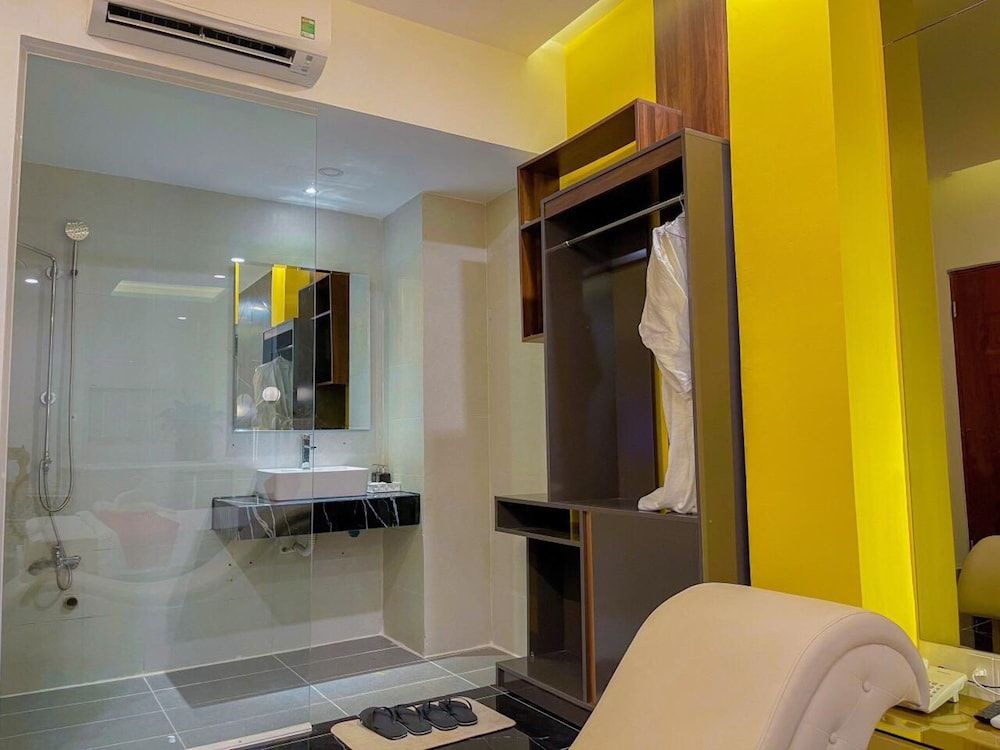 Tan Binh Hotel VIP Double with Sauna 3