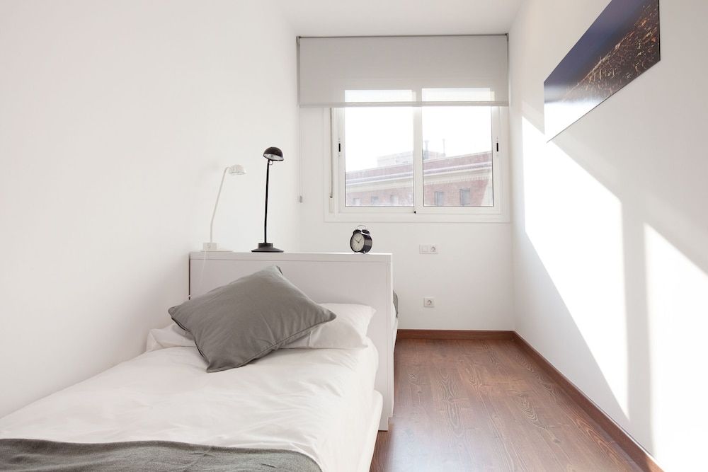 AB Montjuic  Apartment, 3 Bedrooms, Accessible, Non Smoking (2972 - AB Montjuic 3 bedrooms) 3