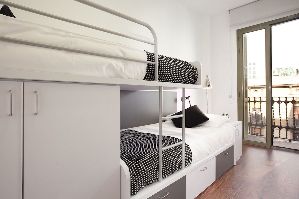 AB Montjuic  Apartment, 3 Bedrooms, Accessible, Non Smoking (2972 - AB Montjuic 3 bedrooms) 4