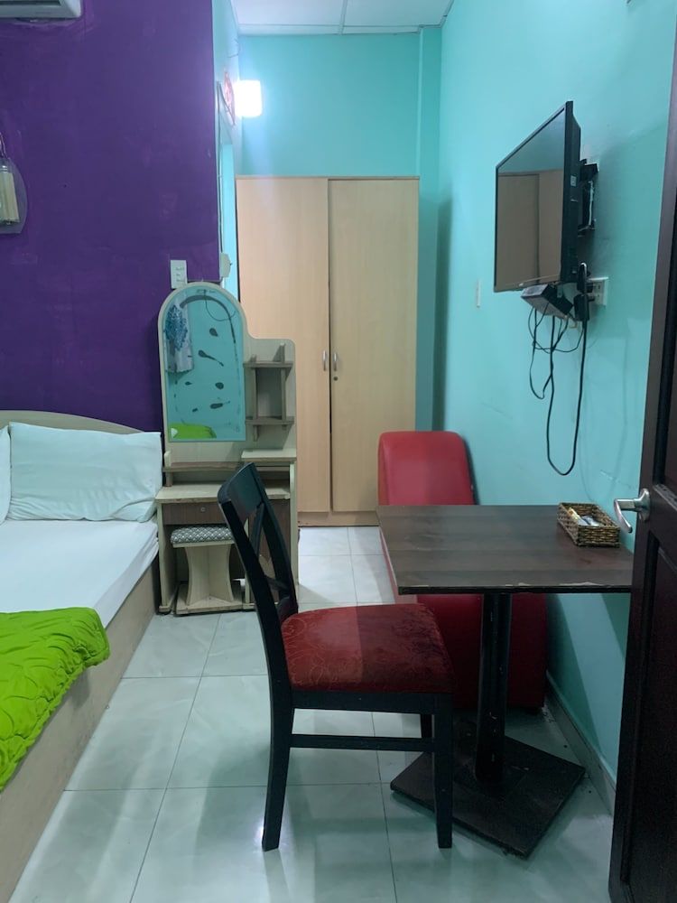 undefined Happy Hotel Binh Tan 2