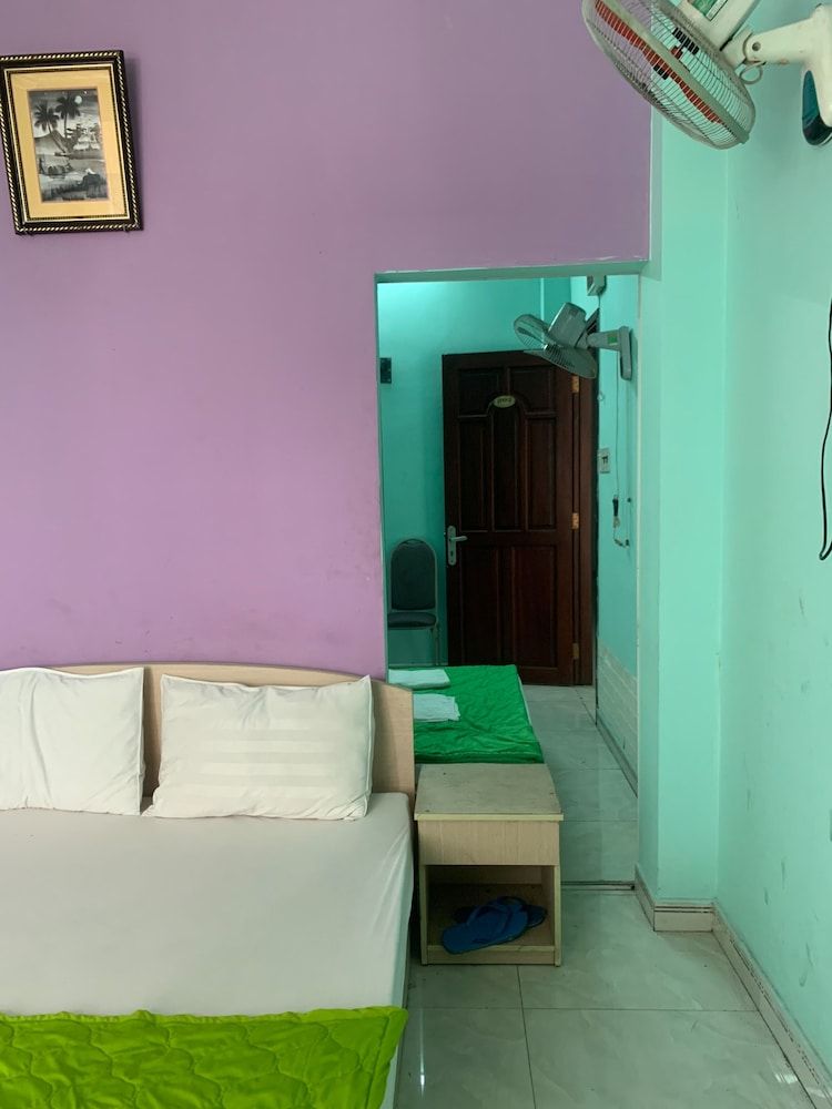 undefined Happy Hotel Binh Tan 6