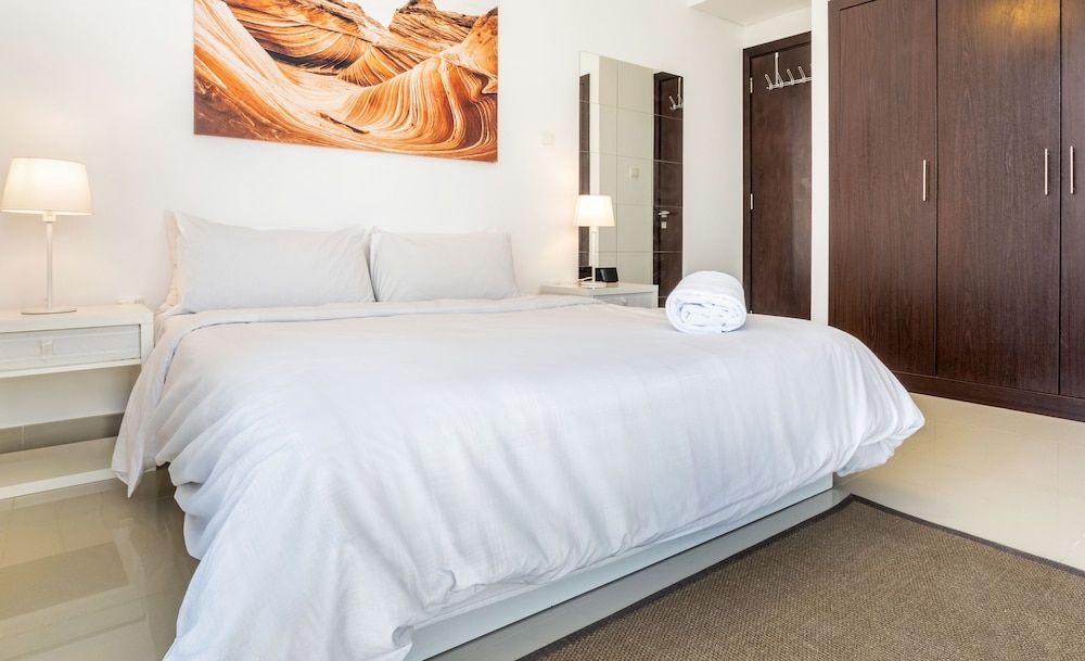 bnbme | The Medalist | 1 BDR Deluxe Apartment