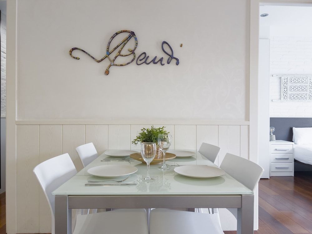 undefined Enjoybcn Gaudi Apartments 6