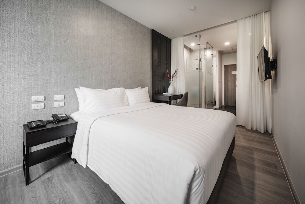 undefined VIX Bangkok at Victory Monument 8