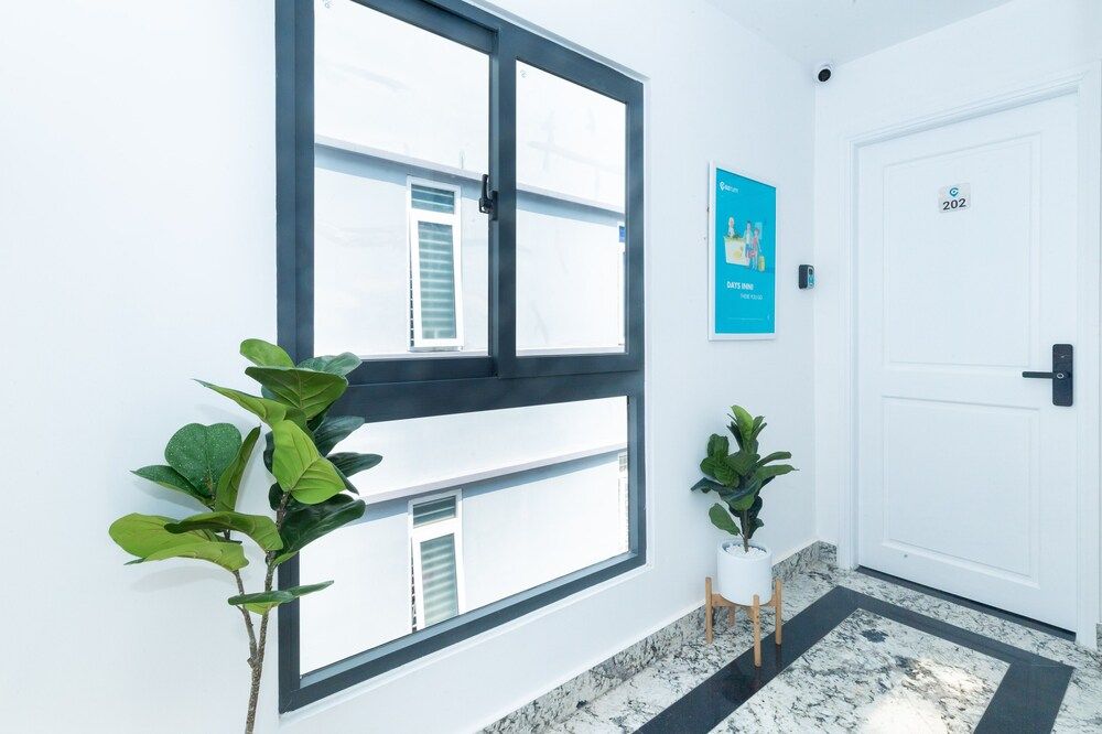 undefined Cozrum Homes Charming Corner 2 4