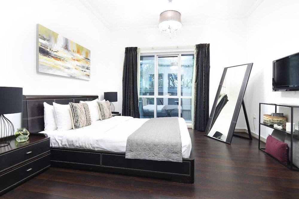 undefined Remarkable & Gorgeous 1BR Loft in Jbr! 6