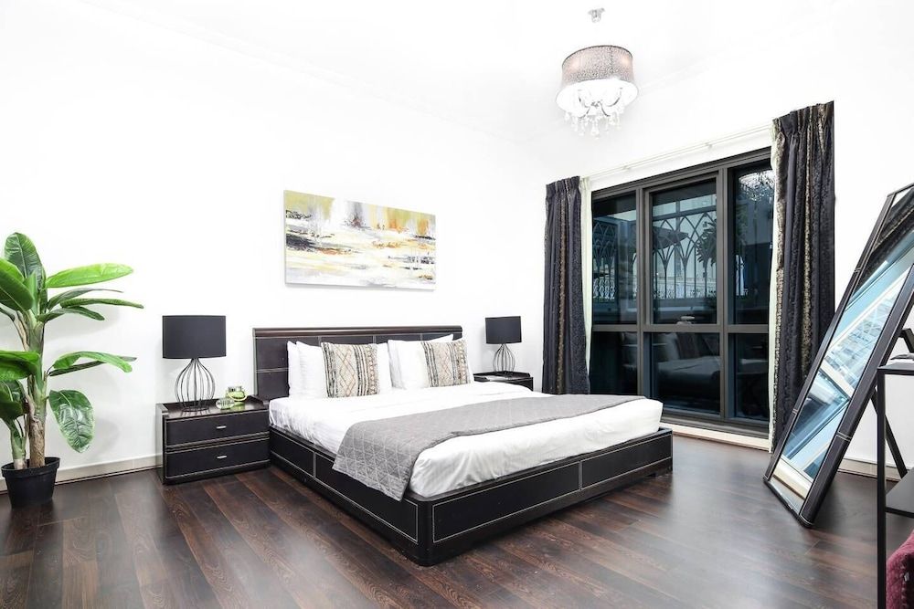 undefined Remarkable & Gorgeous 1BR Loft in Jbr! 5