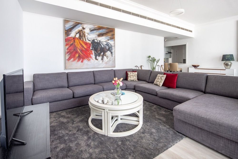 undefined Ravishing 3BR Apartment With Amazing Marina Views 5