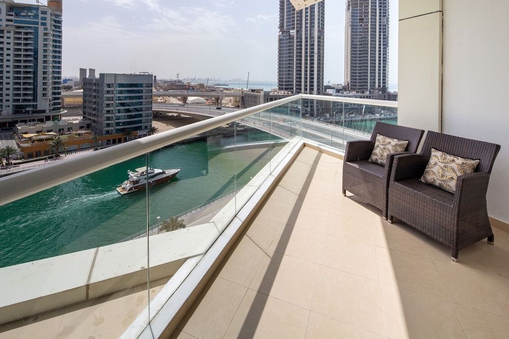 undefined Ravishing 3BR Apartment With Amazing Marina Views 10