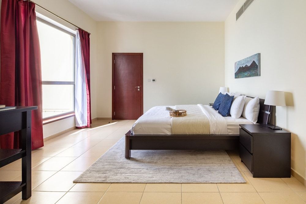 undefined Sea View! Spacious 2BR in JBR + Pool & gym 5