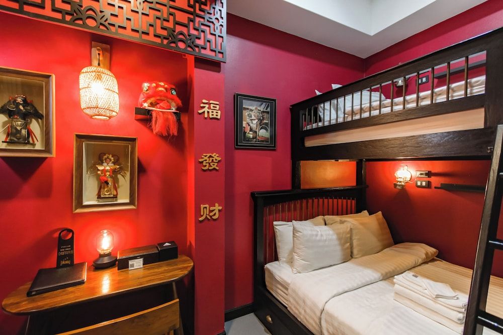 undefined De Phanakron Boutique Hotel