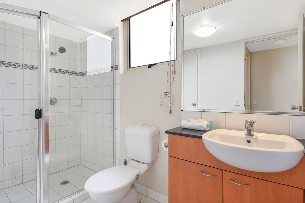 Palazzo Colonnades One Bedroom Standard Apartment 12