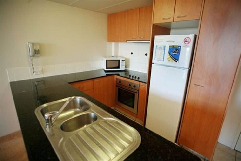 Palazzo Colonnades One Bedroom Standard Apartment 14