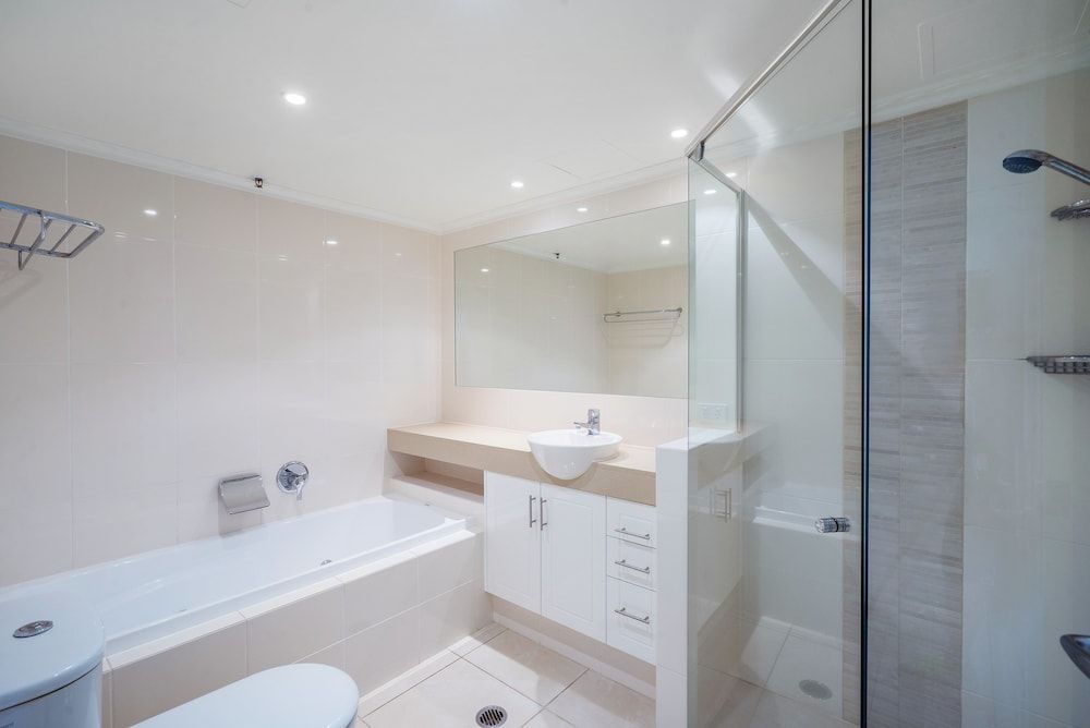 Surfers Aquarius 2 Bedroom Standard Apartment 5