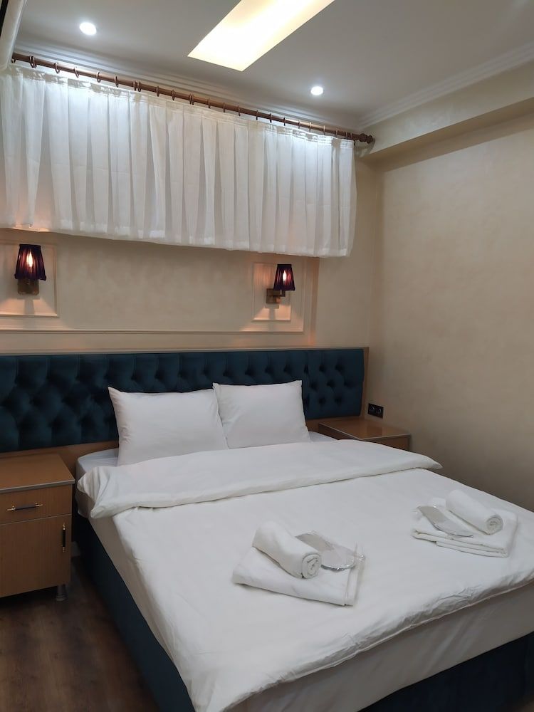 Bonami Hotel Standard Double Room 3