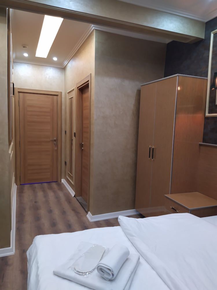 Bonami Hotel Standard Double Room 16