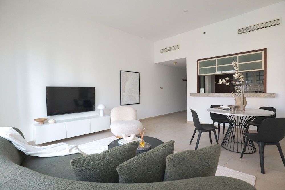 HiGuests - Boulevard Central Tower Tower 2 Deluxe Apartment 17