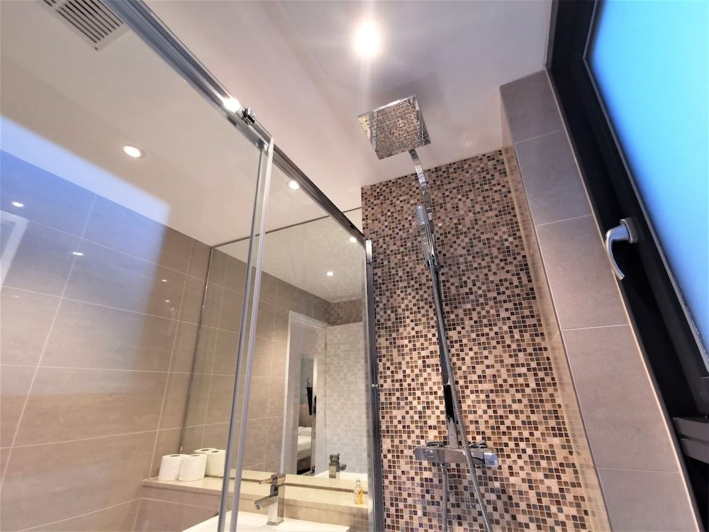 Double Room with Balcony - 3b Exclusive Double Room 9