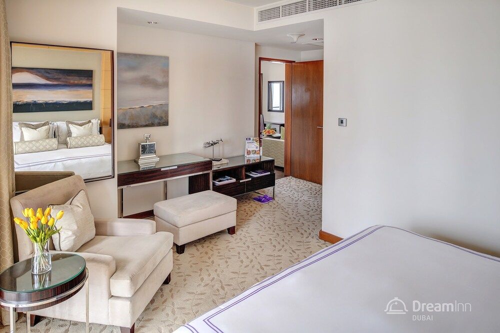 Dream Inn Dubai Apartment - Dubai Mall Premium Apartment, City View