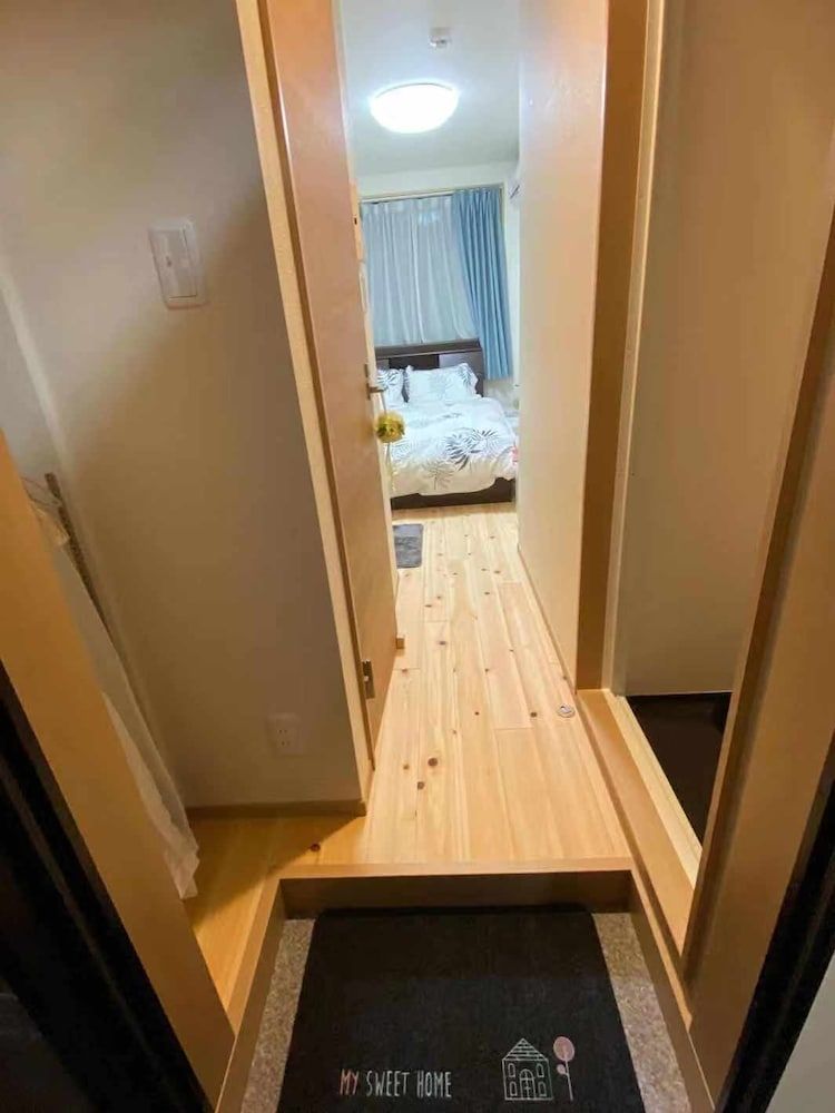 undefined Urban Place LIN 6