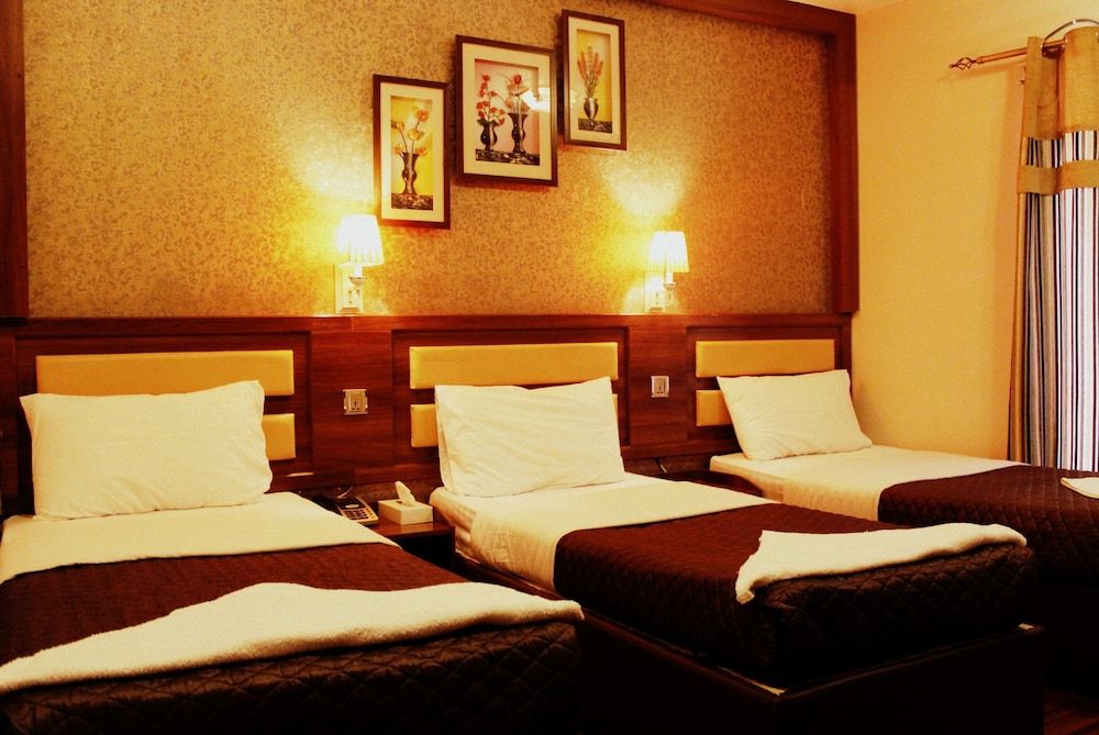 undefined Downtown Hotel 2