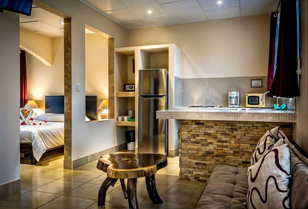 La Villa Creole Family Quadruple Room 6