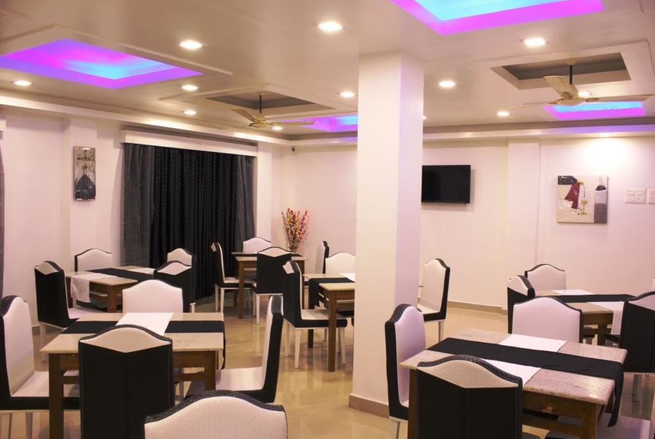 undefined Airport Hotel 4