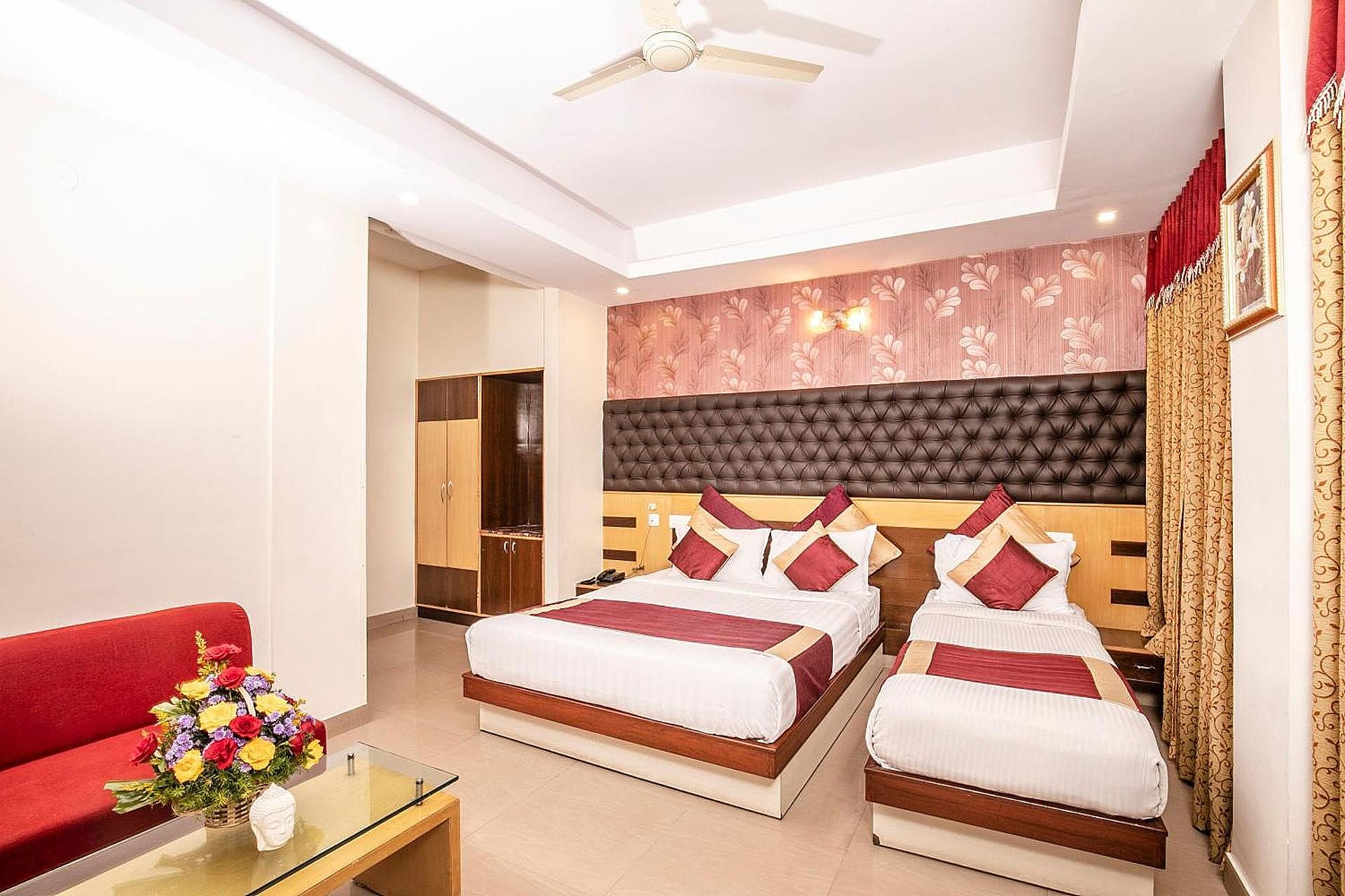 Aishwarya Residency Classic Non AC 7
