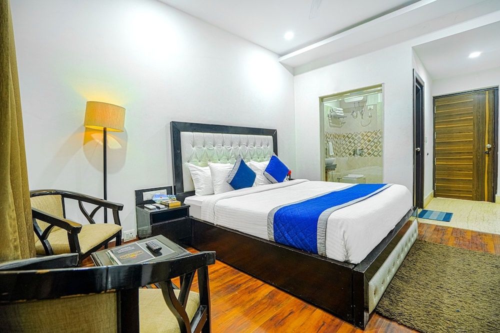 Ak continental, Mcleodganj Deluxe Double Room 4