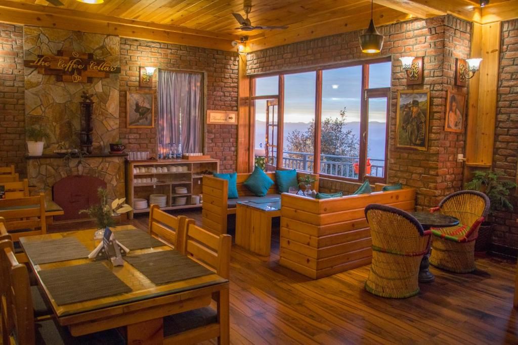 undefined Alpine Rhapsody 9