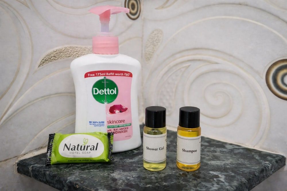 Anukampa paying guest house Standard Double or Twin Room, Balcony, Garden View 13