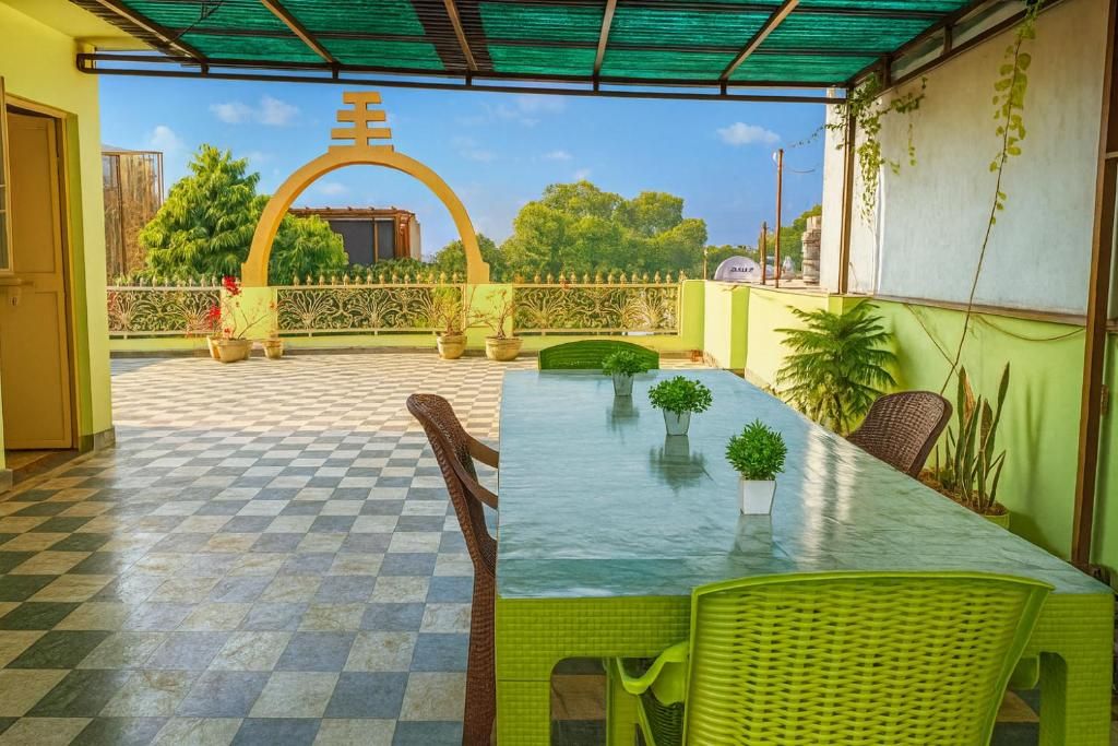 Deluxe Double or Twin Room, Balcony