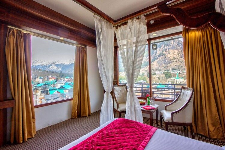 Grandeur room Non AC ( NO BALCONY NO VIEW ROOM)