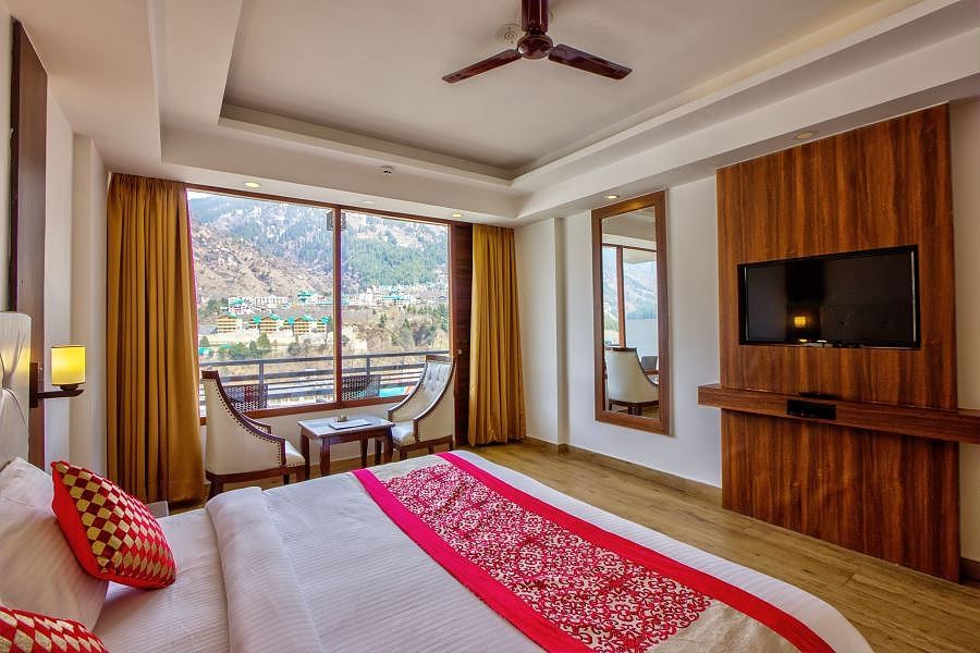Grandeur room Non AC ( NO BALCONY NO VIEW ROOM)