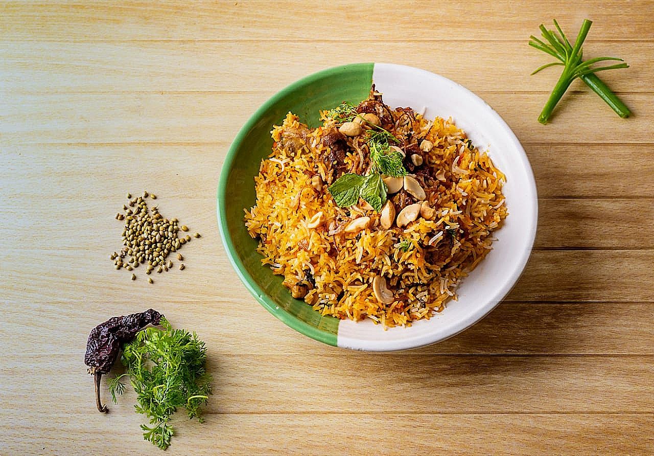 Food & Dining