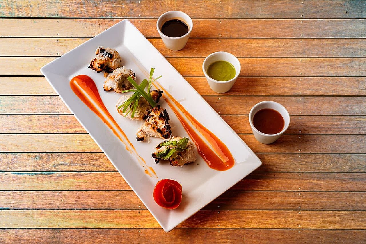 Food & Dining