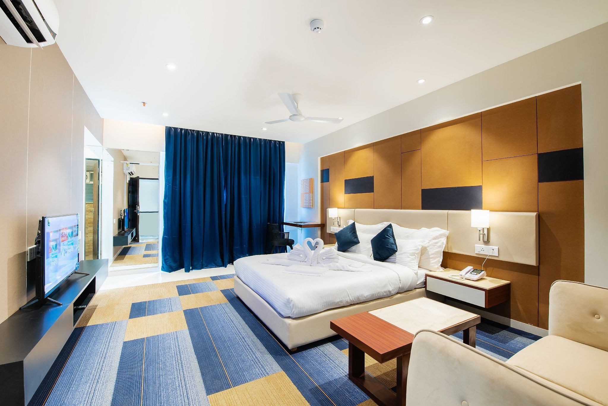 StayBird - B Suite, Business Hotel Premium Suite