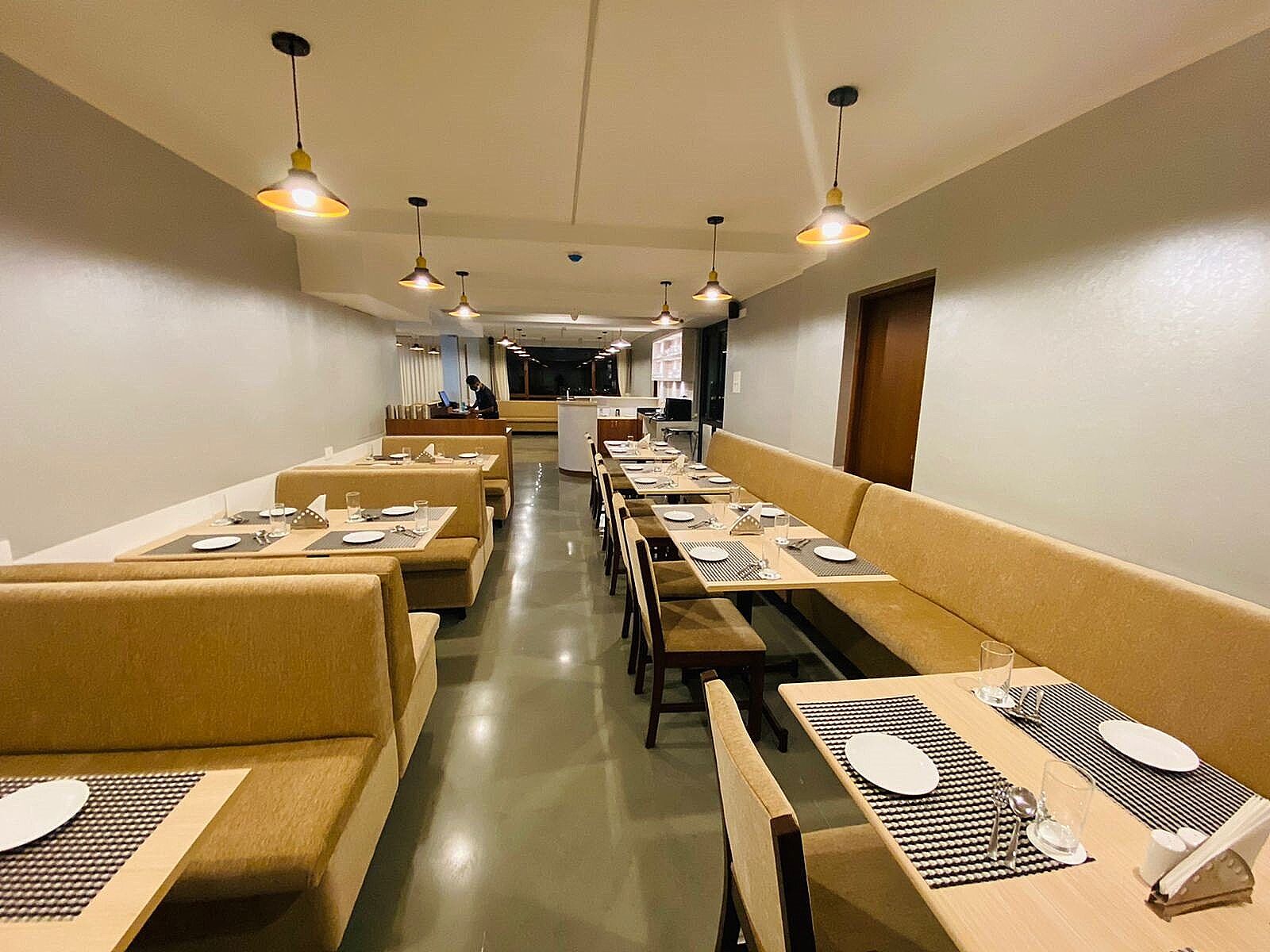 Food & Dining