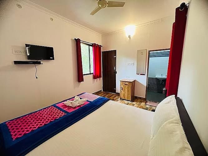 Bamboo Hut Room